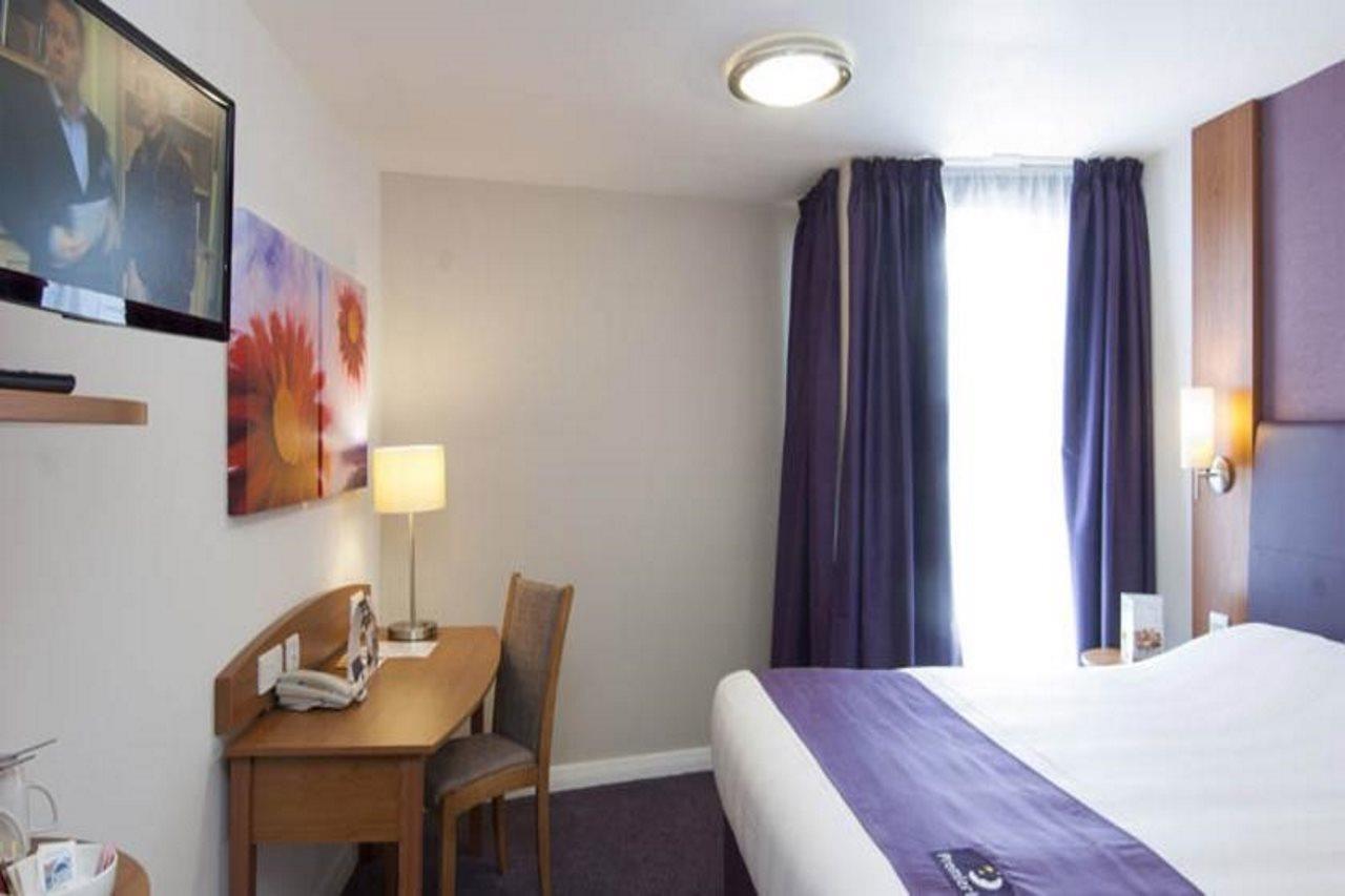 Premier Inn Bristol Sidcot A38 Winscombe Kültér fotó