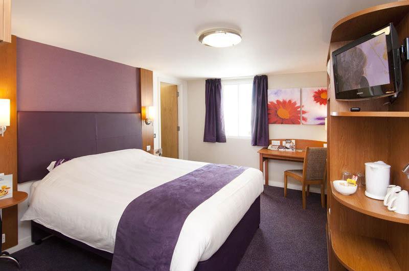 Premier Inn Bristol Sidcot A38 Winscombe Kültér fotó